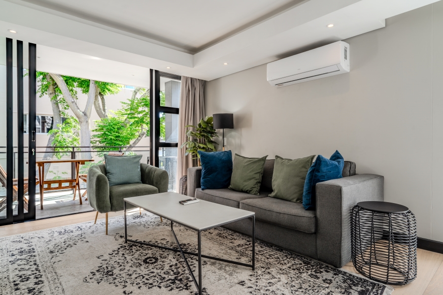 2 Bedroom Property for Sale in Sea Point Western Cape